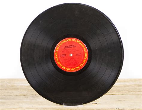 what is an lp in music? the evolution of vinyl records and their impact on modern music